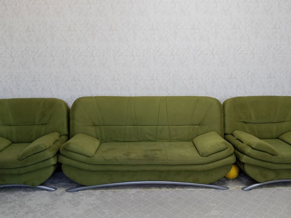 Диван и 2 кресла