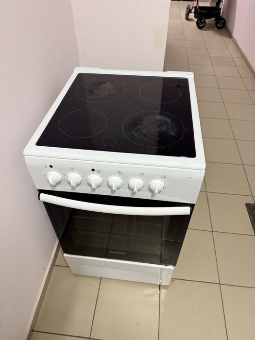Продам плиту электрическую