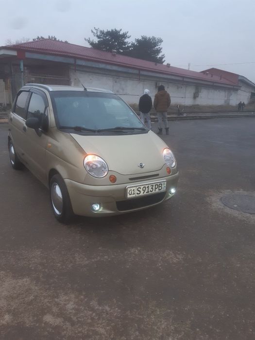 Assalomu aleykum 13 nikkel lagan kalpak sotiladi