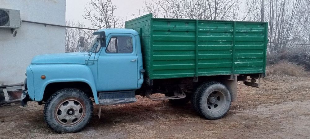 Газ 52 бортовой радной
