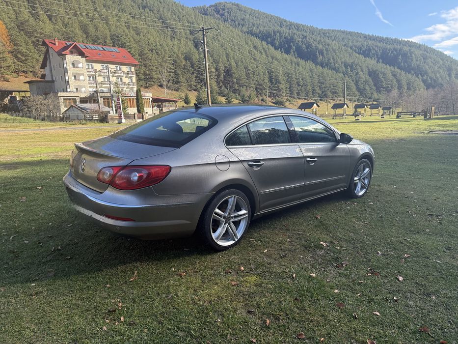 Vând passat cc 18 benzină