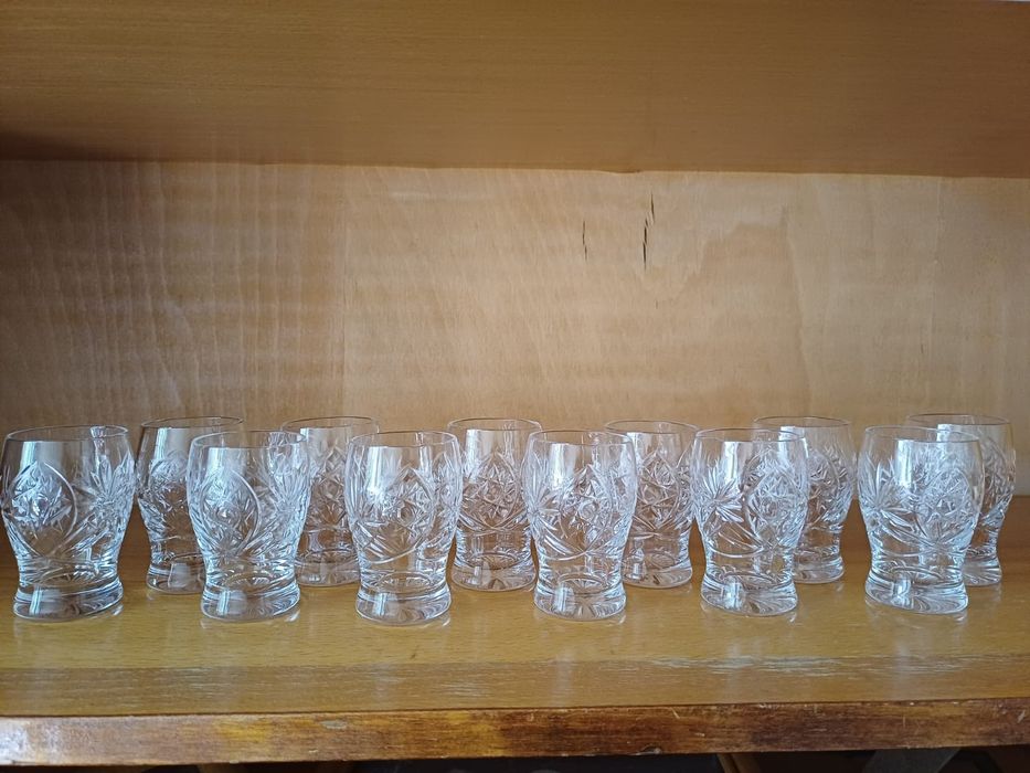 Продам хрустальные рюмки
