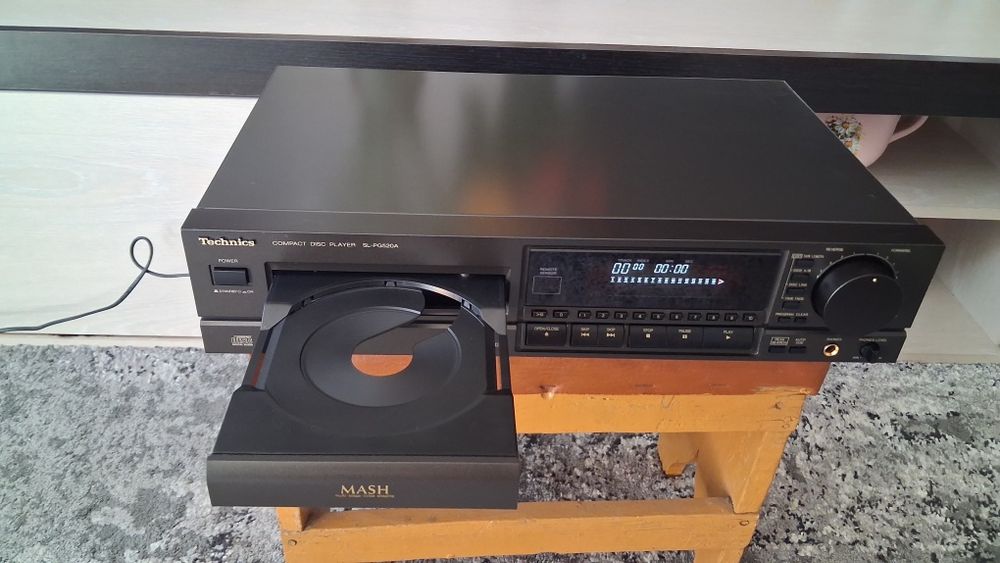 Cd player technics sl-pg520a