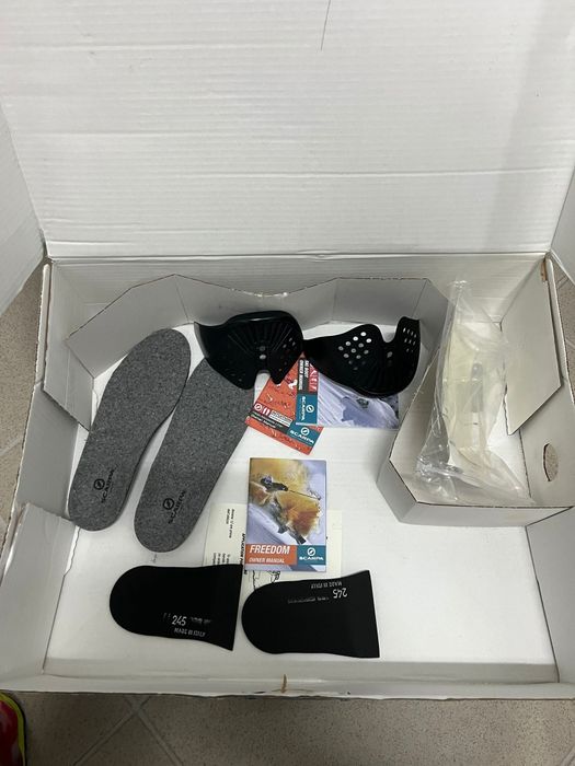 Clapari schi de tura Scarpa Freedom SL WMN