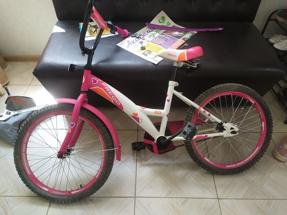 Вилосепед+ подарок роллики