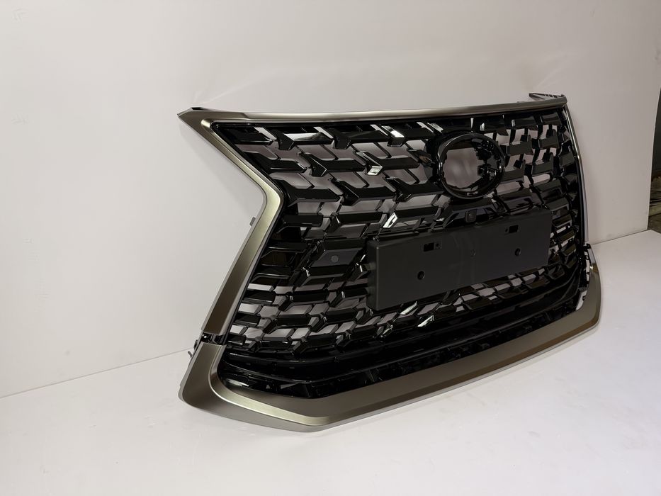 решетка Heritage на lexus 570