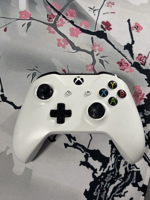 Maneta Xbox One S