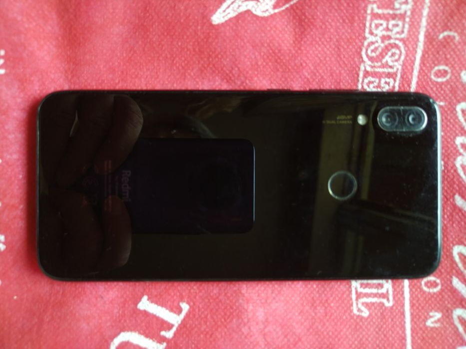 Продаеться телефон Redmi Note 7