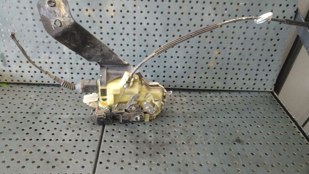 Broasca usa dreapta spate skoda superb 1