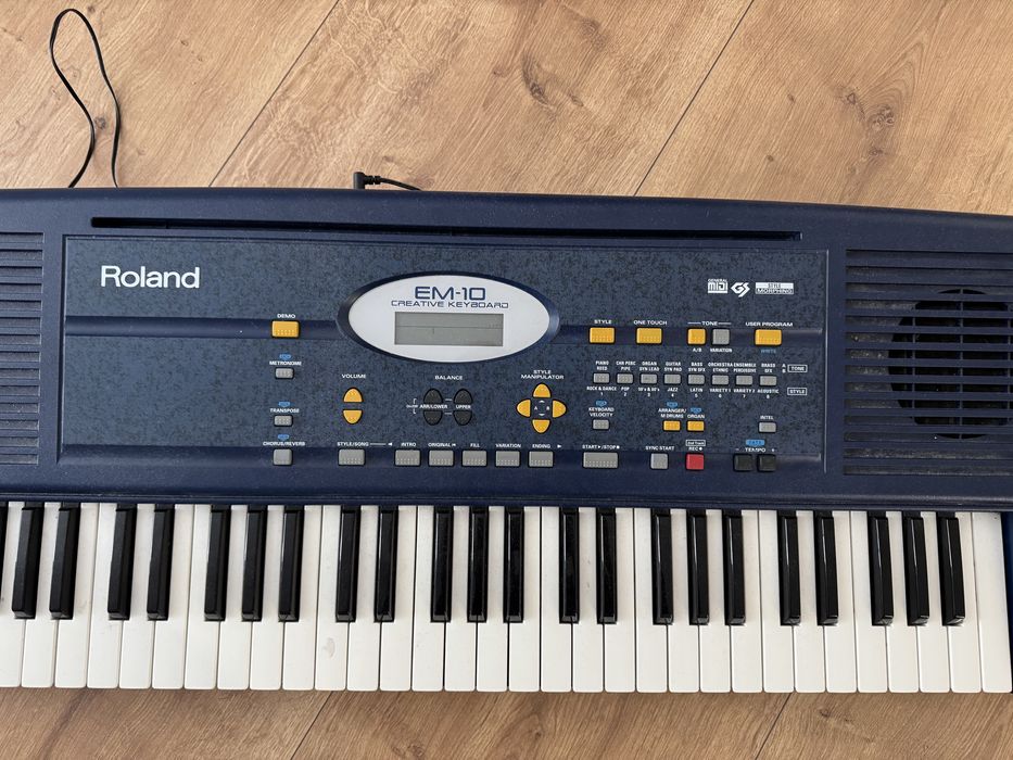 Orgă electronică Roland EM-10 Creative Keyboard - Perfect funcțională