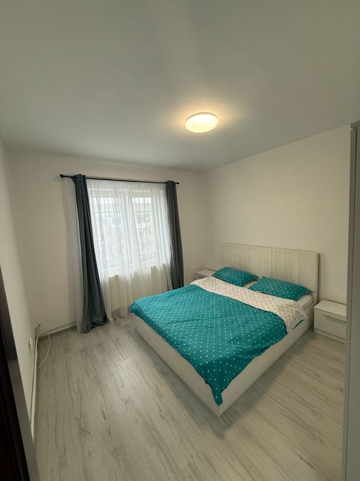 Apartament 2 camere- Zona Stadion - Semidecomandat-An constructie 1964