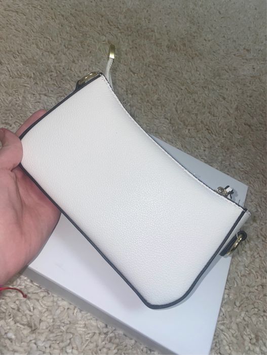 Geanta coach alba cu pupici