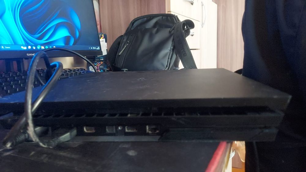 Продам пс 4про идеал