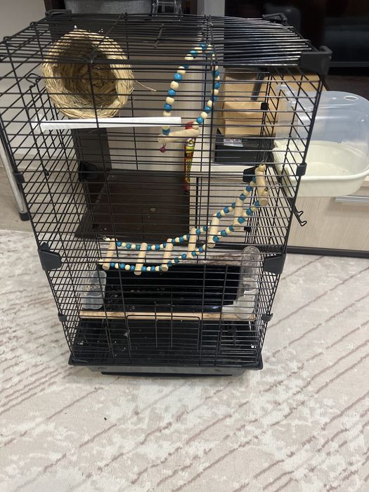 Продам клетку для попугая