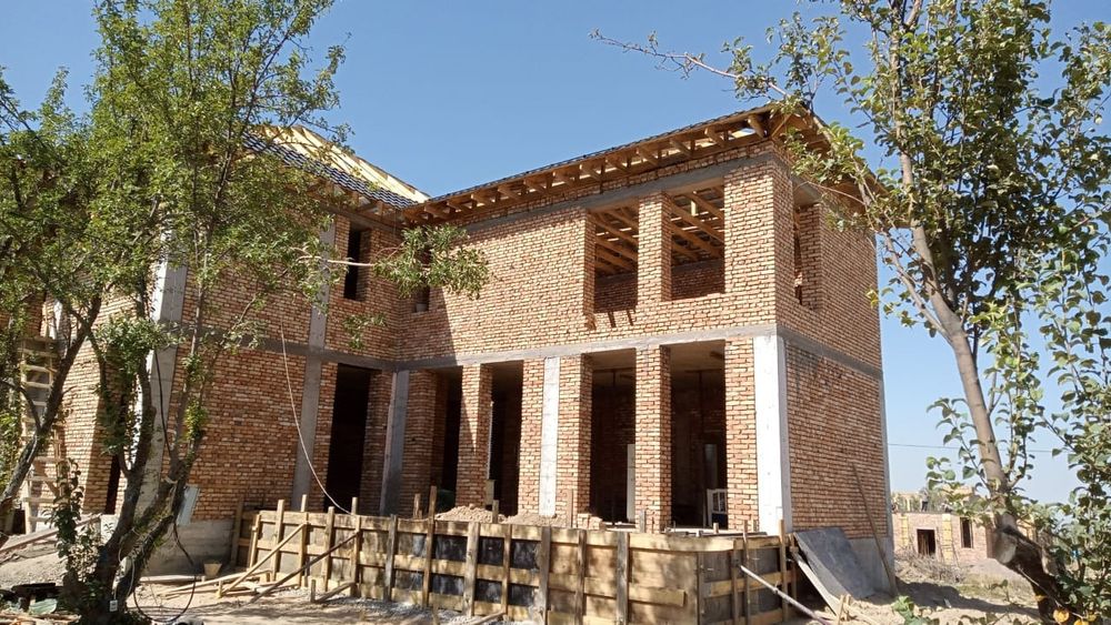 Красный кирпич (рядовой, кладочный) отличного качества