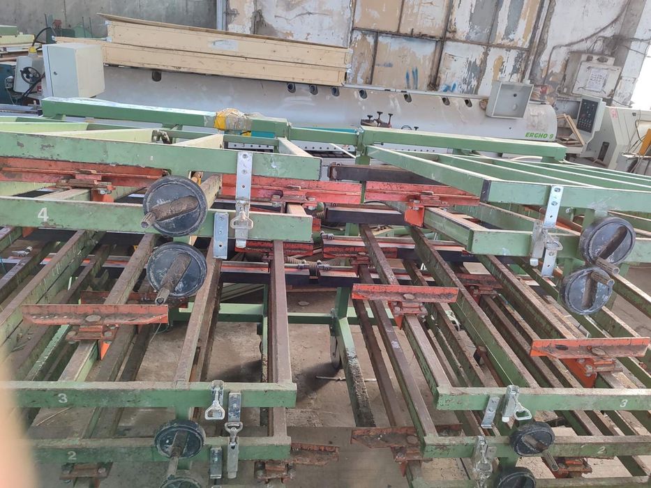 пневматична преса с четири секций