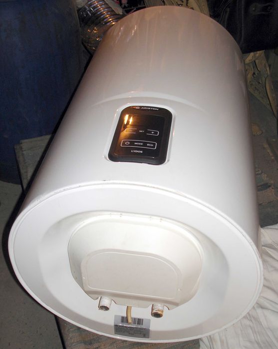 Бойлер Ariston Lydos Plus 80V, 1800W