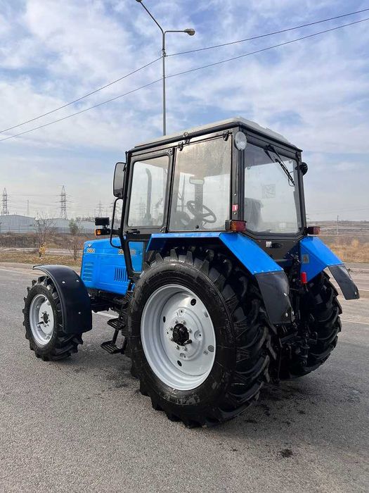 Трактор 920.2 новый