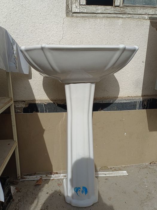 Раковина состояние хорошее