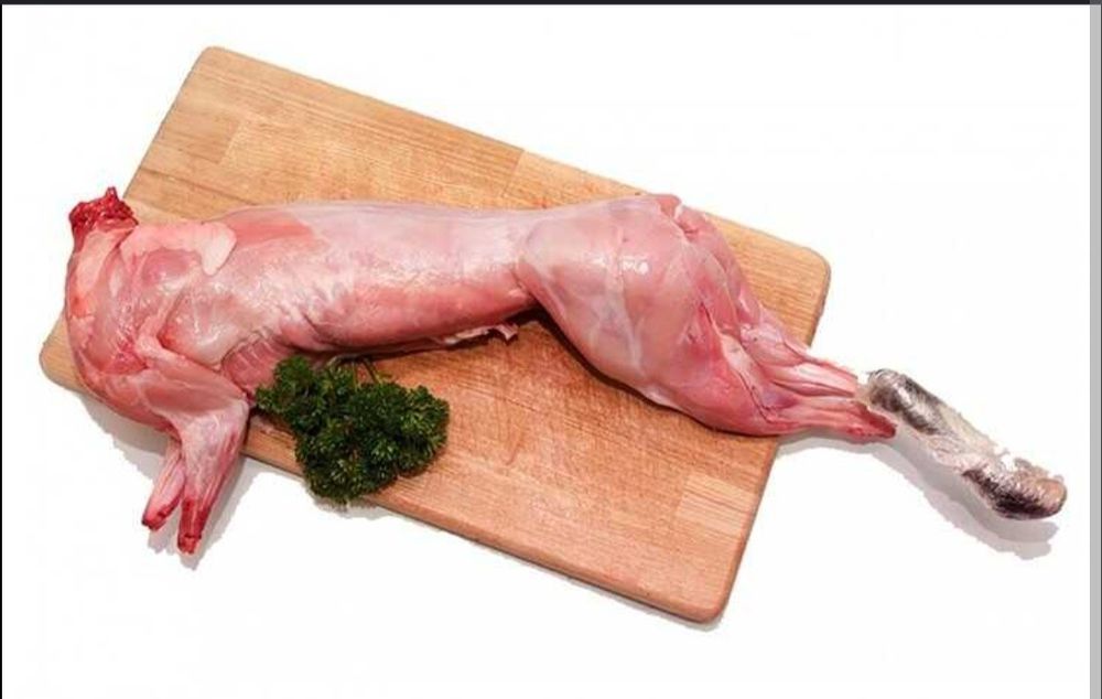 Мясо кролика домашнее.