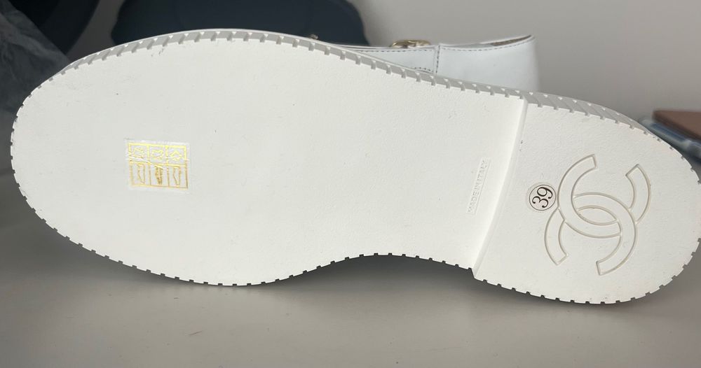 Дамски сандали Chanel естествена кожа 39,40 номер