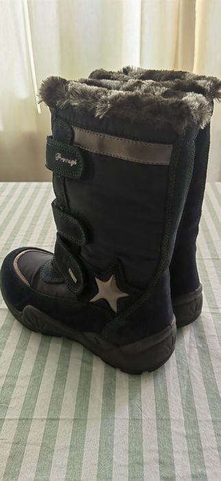 Ботуши Primigi Gore tex чисто нови