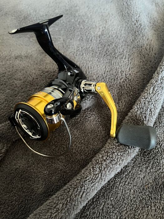 Mulinetă nouă Shimano Nasci C2000S