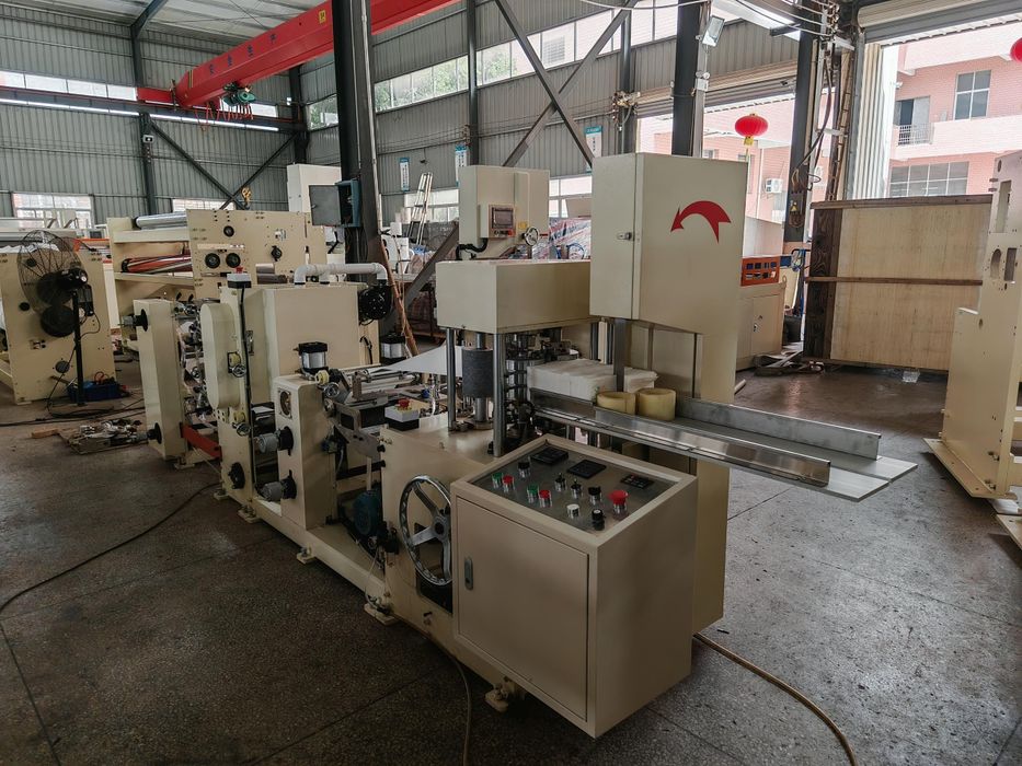 Станок для производства салфеток