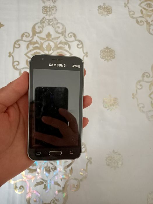 Телефон на запчасти