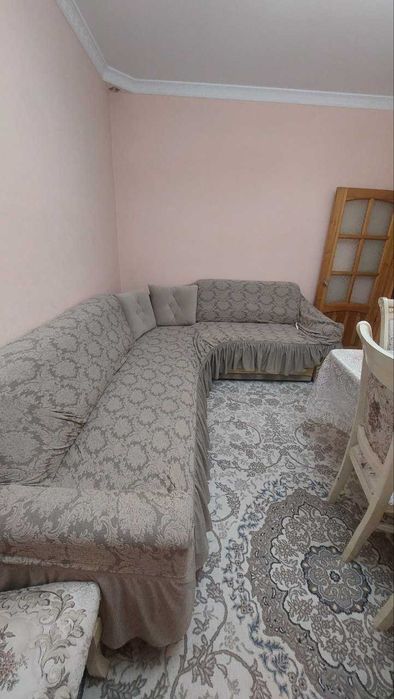 Юмшок мебель  сотилади.  3 киши етса буладиагн тагида сандикли