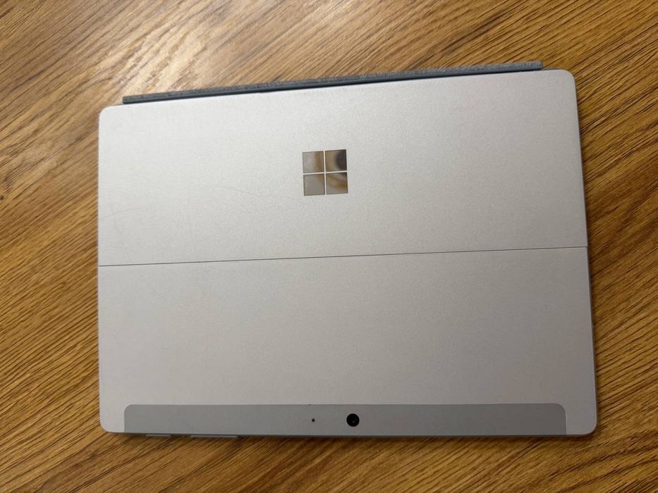 Surface go 3 топовый планшет на Windows 10 дюймов. I3 10gen 8gb 128ssd