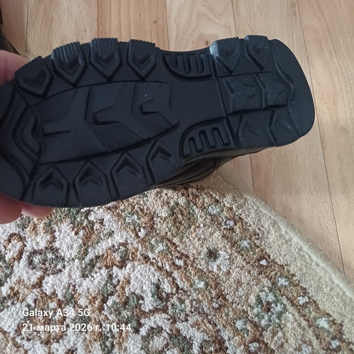 Продам осень-весна ботинки