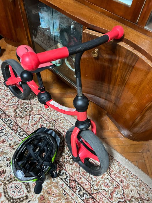 Bicicletă fără pedale SmarTrike cu cască