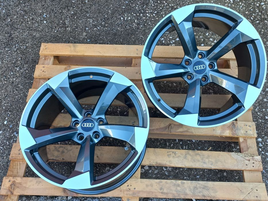 19.Audi Rotor27  S.line 9.0j et30   A4 A6 A7 A8 Q3 Q5 Чисто Нови

Нови