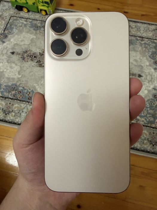 Продается Iphone 16 pro max