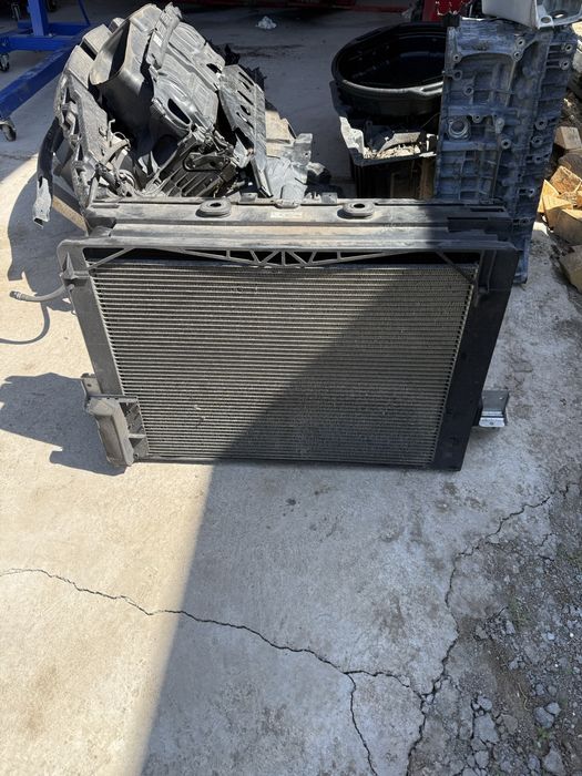 Комплект радиатори бмв ф06 ф10 ф11 ф12 ф13