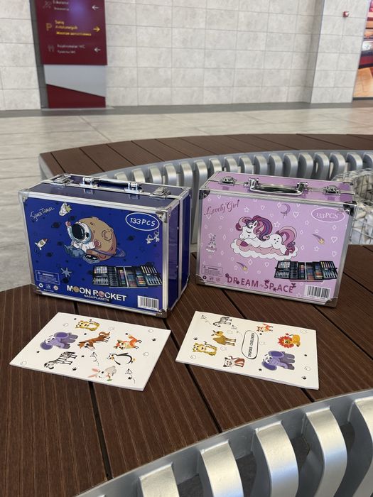 Набор для рисования для девочек, мальчиков 133 предм (3-етаж)