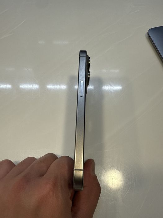 Iphone 15 pro, 1 tb, в идеальном состоянии.