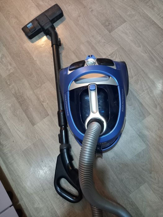 Продам пылесос Витек