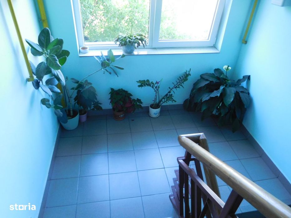 Apartament 3 camere, balcon și garaj, Grigorescu
