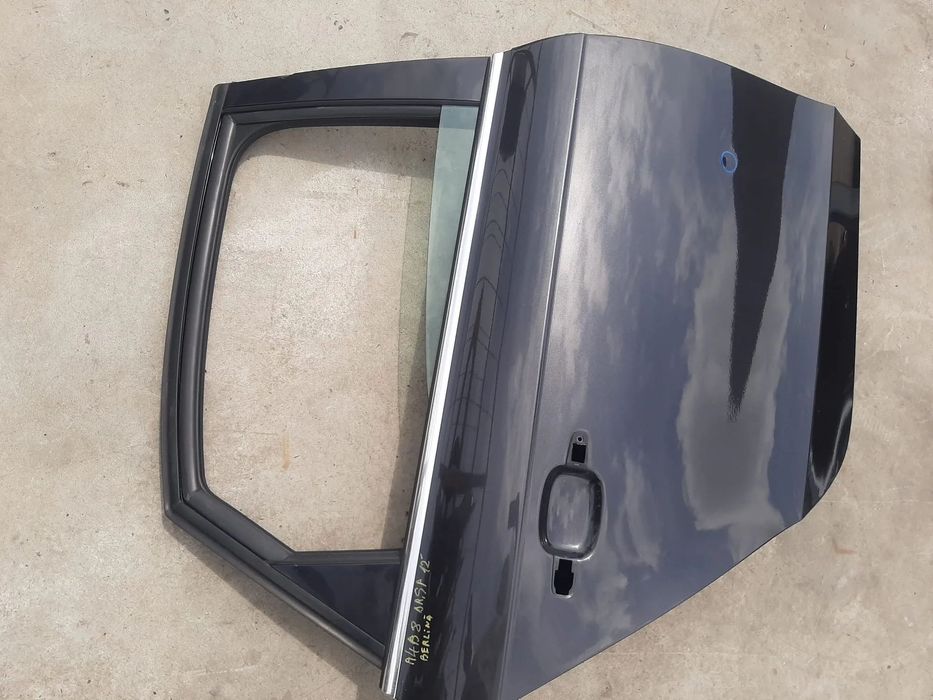 usa portiera dreapta spate  audi a4 b8  berlina 2012