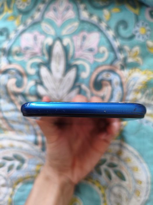 Vivo 1904 телефон