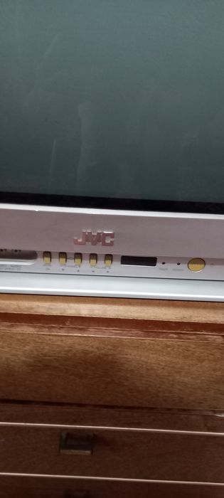 Продам телевизор JVC