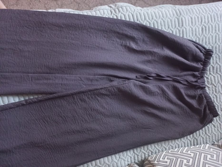 Продам женский костюм