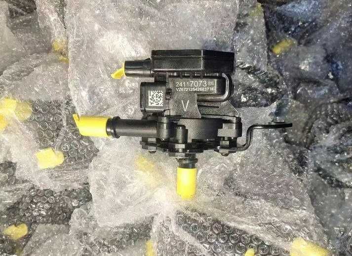 Продаю Оригинальный  EVAP датчик для Tracker 2, Equinox