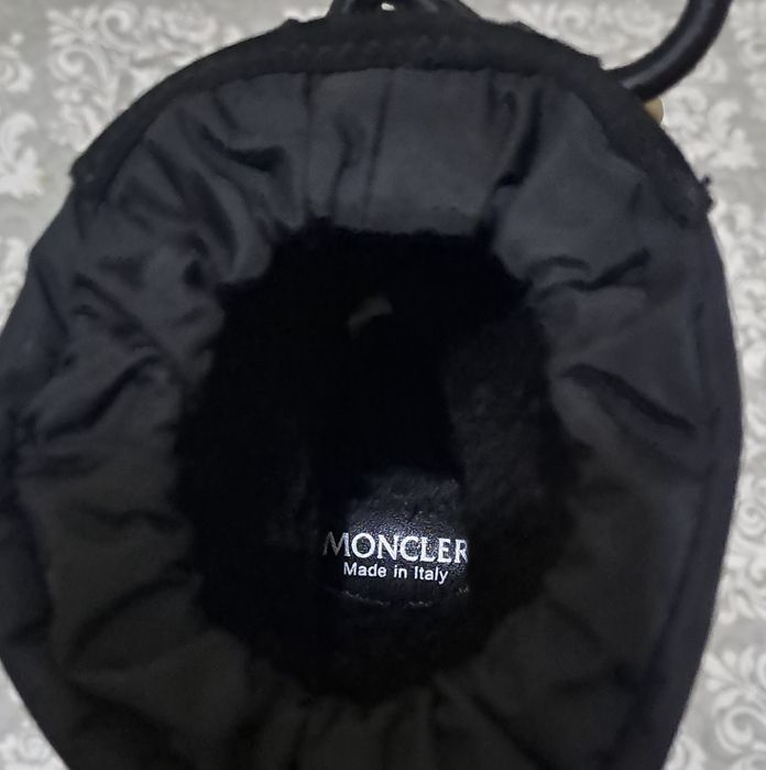 Ghete gisme copi moncler nr 26 stare perfectă fără defecte 300lei