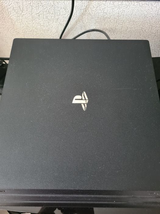 Ps4 pro 1tb продам