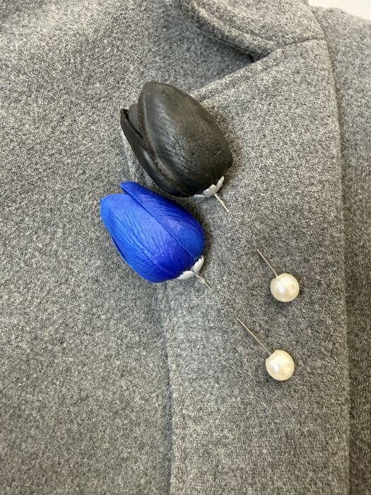 Brosa lalea martisor Martie