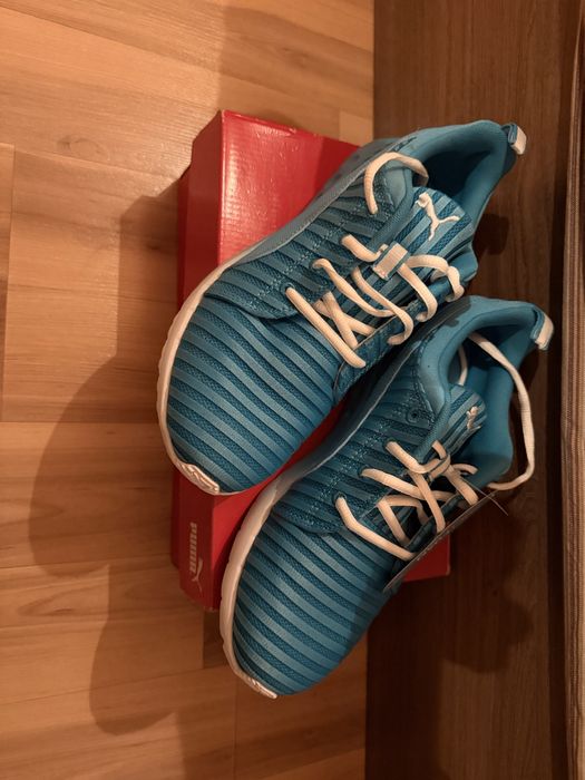 Маратонки Puma 40номер