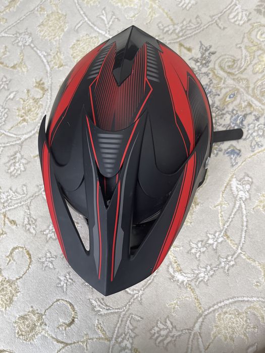 Кроссовый шлем с очками для эндуро